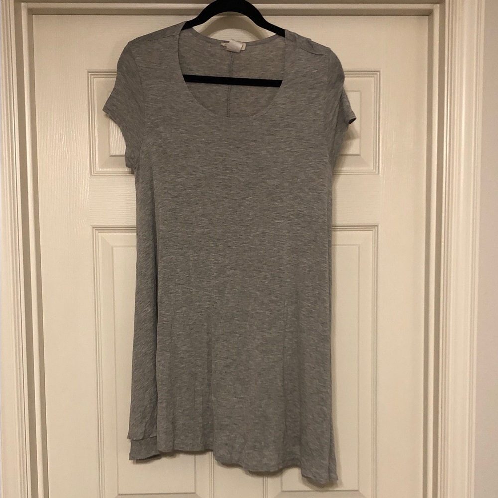 Poetry Gray Short Sleeve Scoop Neck Tunic Made In U.S.A. Size L